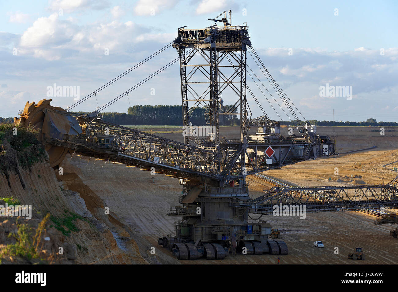 Environnement d'exploitation du lignite de l'industrie de l'environnement de l'énergie du sol au sol l'humus de la terre Banque D'Images