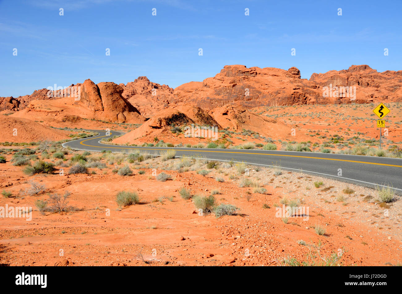 Les grès de la vallée pittoresque de la rue vegas nevada route feu couleur bleu park Banque D'Images