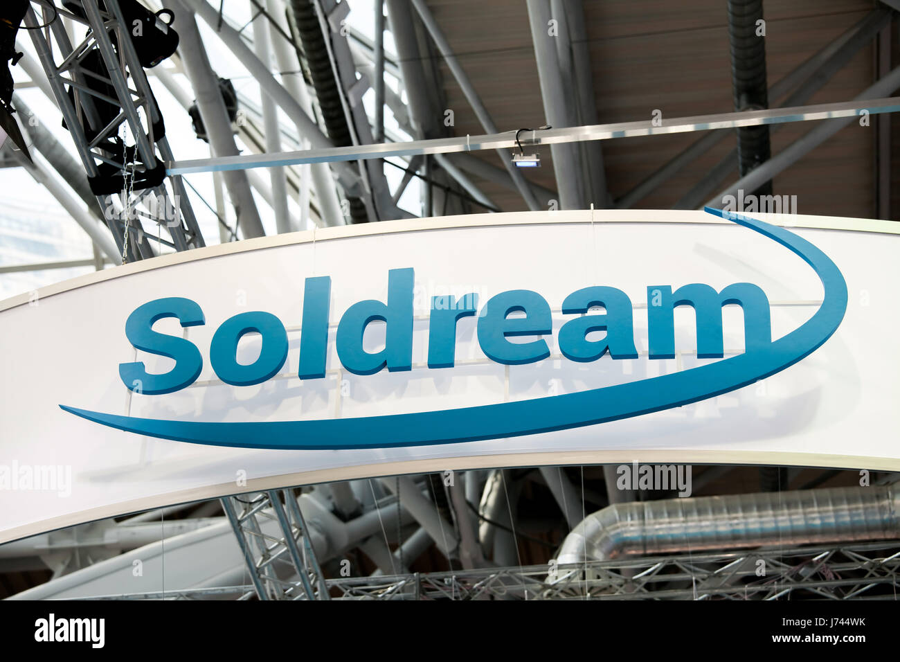 Soldream logo de l'entreprise sur le mur. Banque D'Images