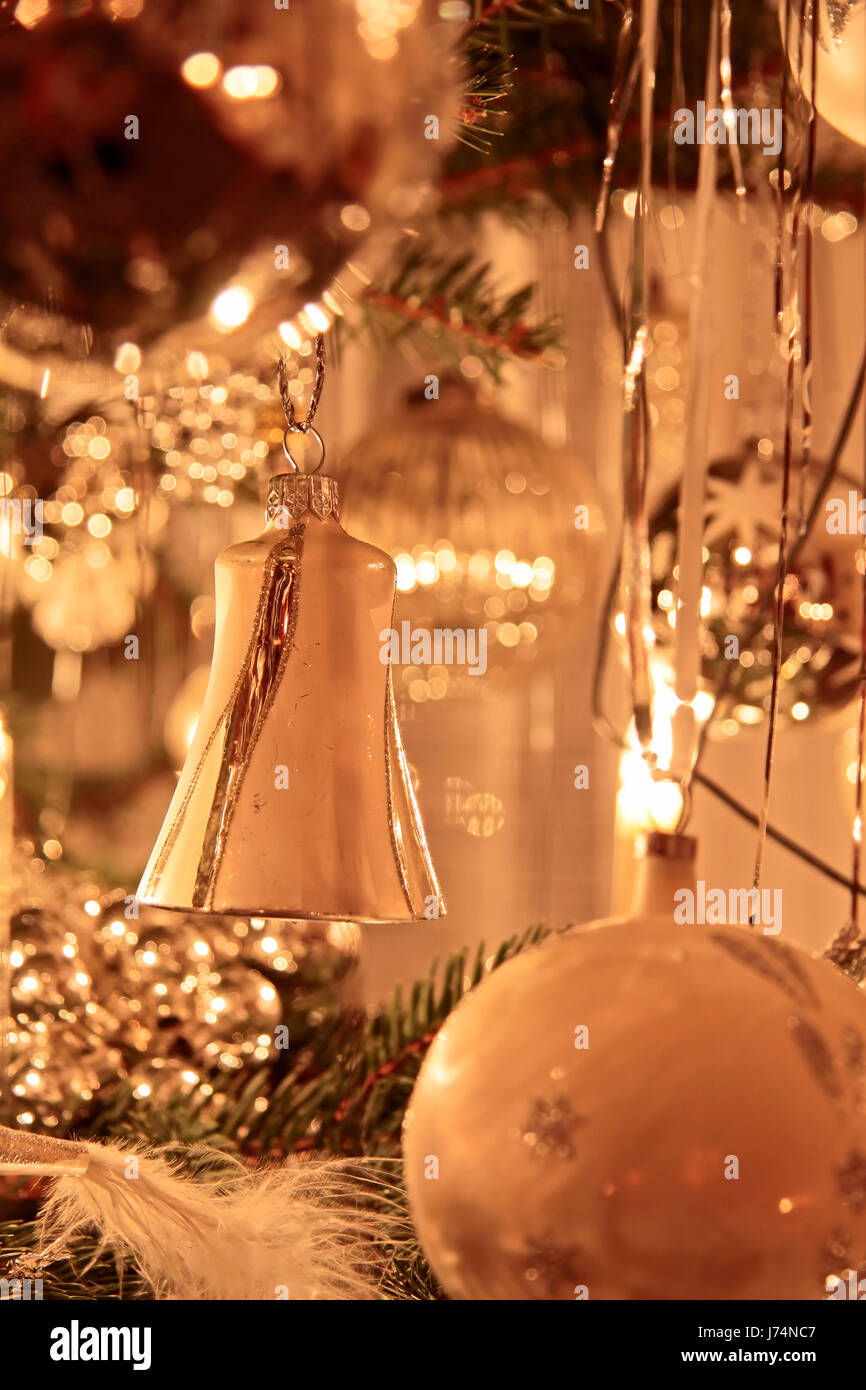 Bijoux Bijoux décoration bell de décorations de noël arbre de Noël Banque D'Images