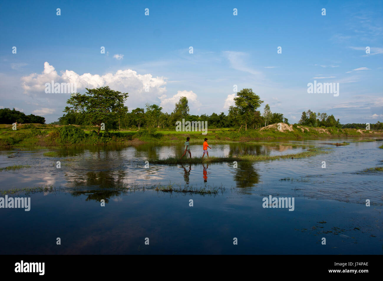 Beau paysage de rivière Tetulia Dohouk à. Panchagarh, au Bangladesh. Banque D'Images