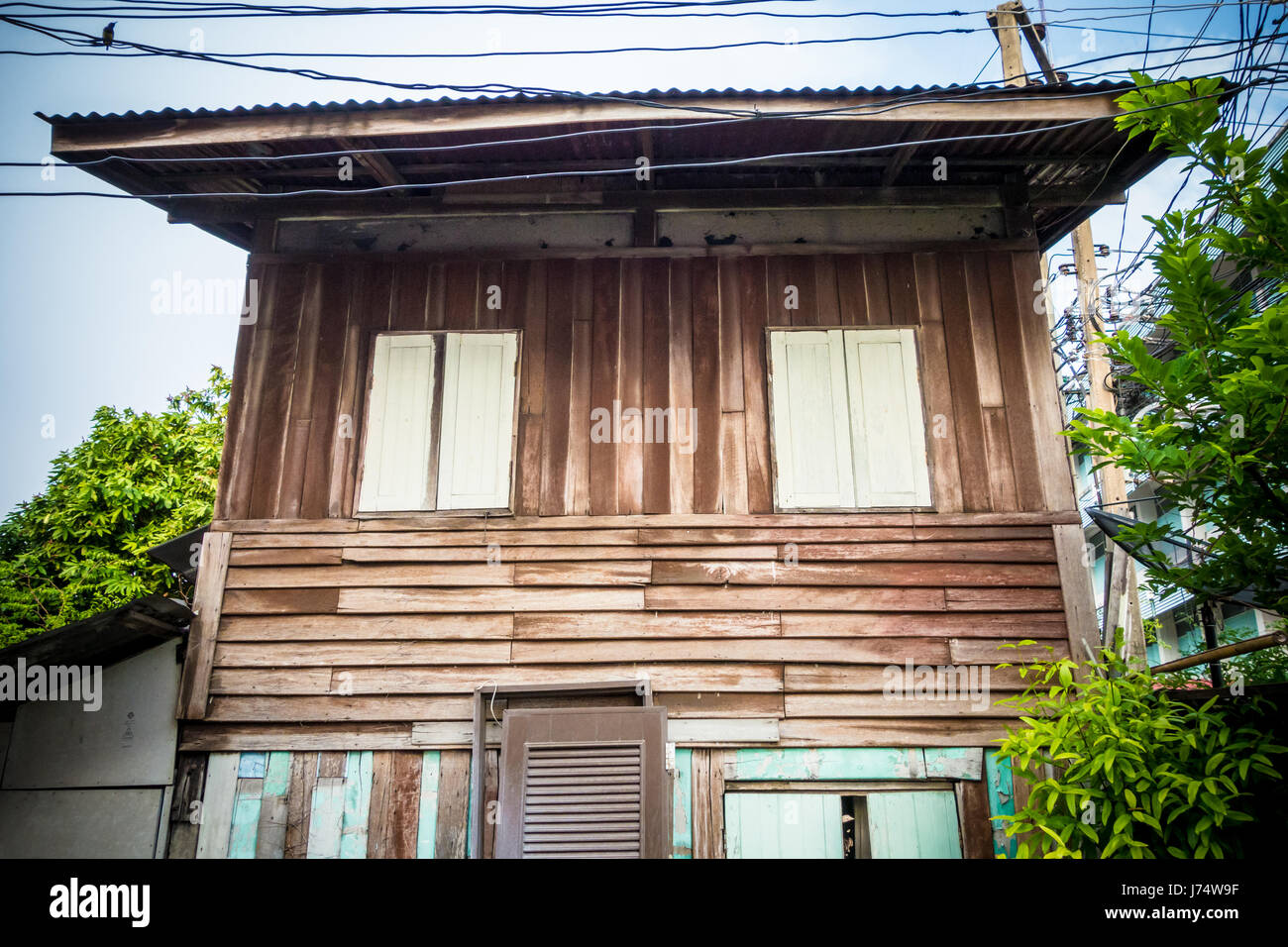 Maison en bois tropical avec fenêtre,Thailand Banque D'Images