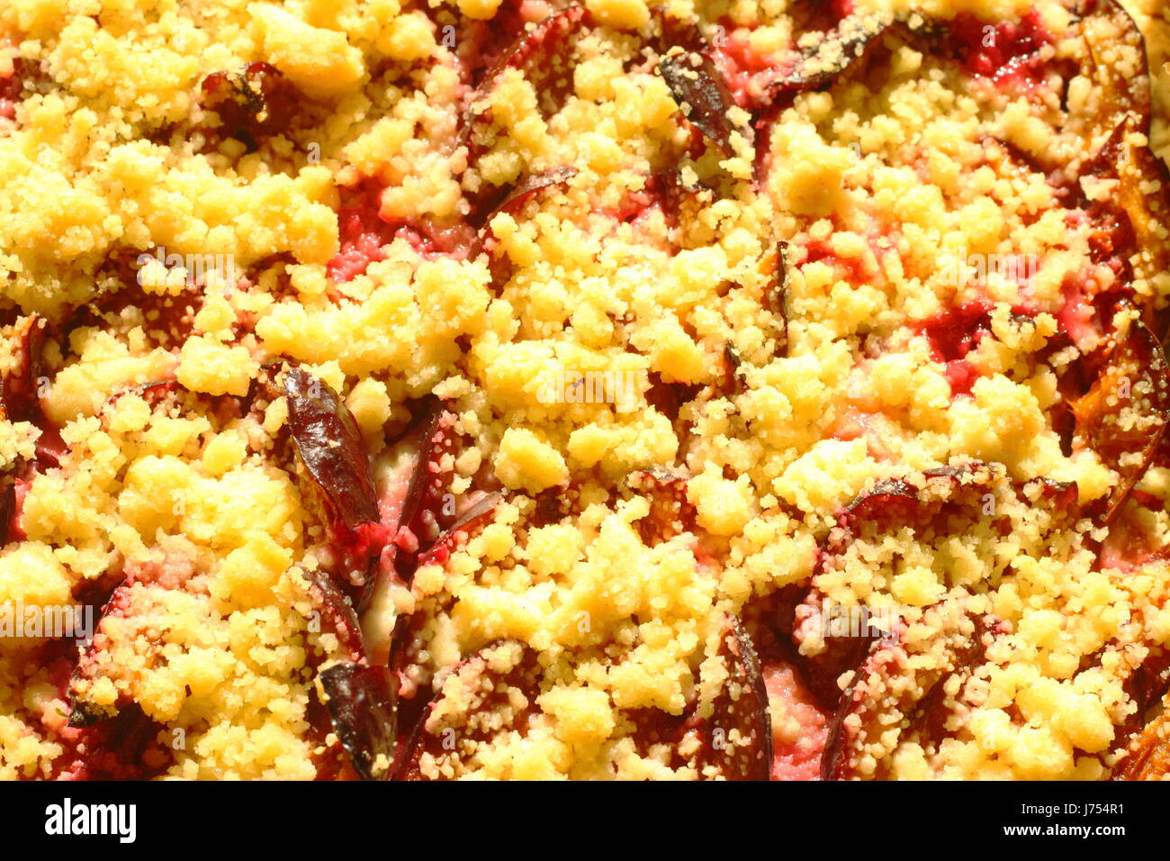 Prune, gâteau aux prunes crumble avec Banque D'Images