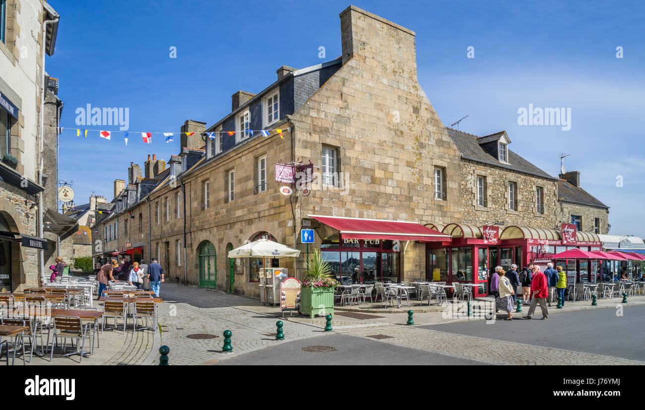 France, Bretagne, département Finistére, Roscoff, l'architecture pittoresque de ses maisons de granit a gagné Roscoff le titre "petite cité de carac Banque D'Images