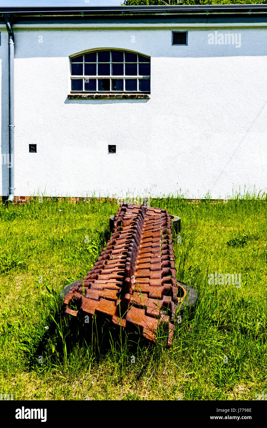 Wünsdorf, Garnisonsmuseum Wuensdorf ; Panzerkette, alte, Garrison Museum, ancien réservoir tread Banque D'Images