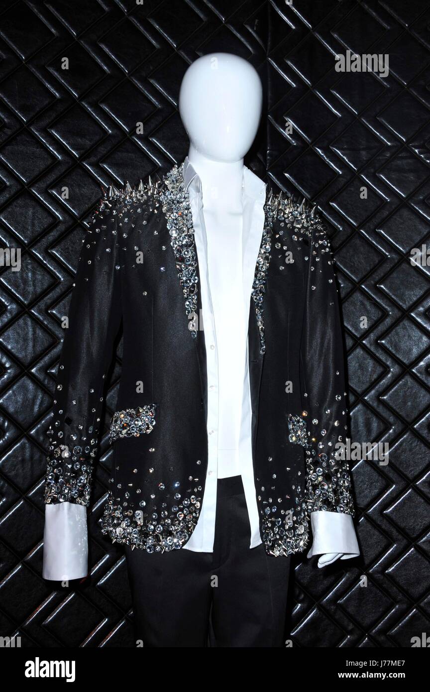 Los Angeles, CA, USA. 23 mai, 2017. Film à costumes pour des arrivées du Vie MICHAEL JACKSON : LA RECHERCHE D'TAGAGSTAN Gala d'avant-concert hommage et, le Avalon, Los Angeles, CA, 23 mai 2017. Credit : Elizabeth Goodenough/Everett Collection/Alamy Live News Banque D'Images