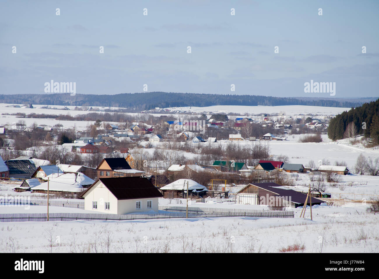 Hiver paysage rural dans krai de Perm, Russie Banque D'Images