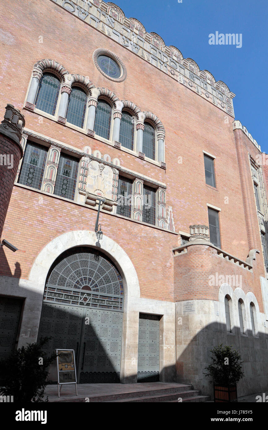 La Synagogue orthodoxe ( Kazinczy utcai Zsinagóga) construit dans le style Art Nouveau à Budapest, Hongrie. Banque D'Images