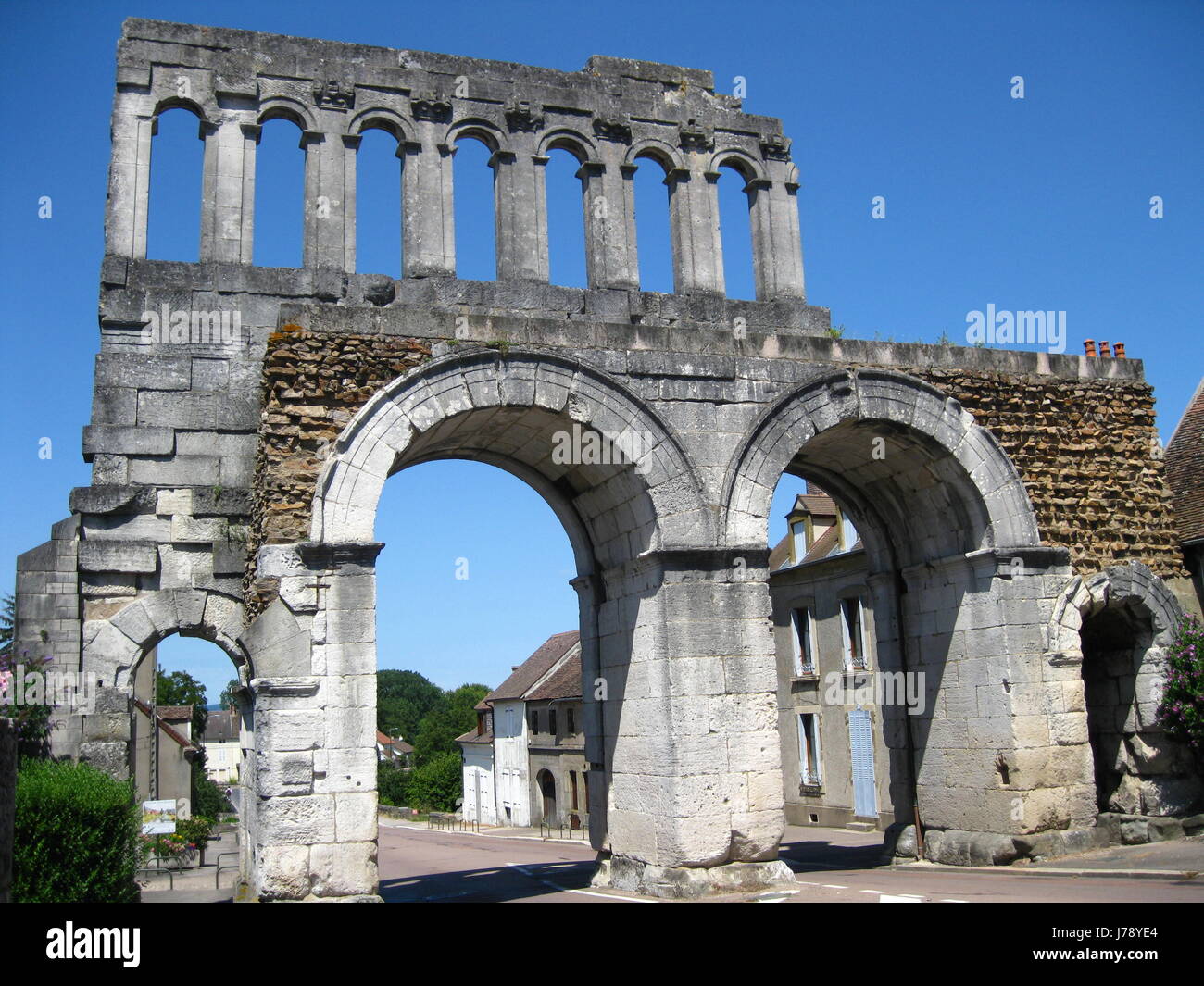 Porte de la ville romaine à Autun Banque D'Images