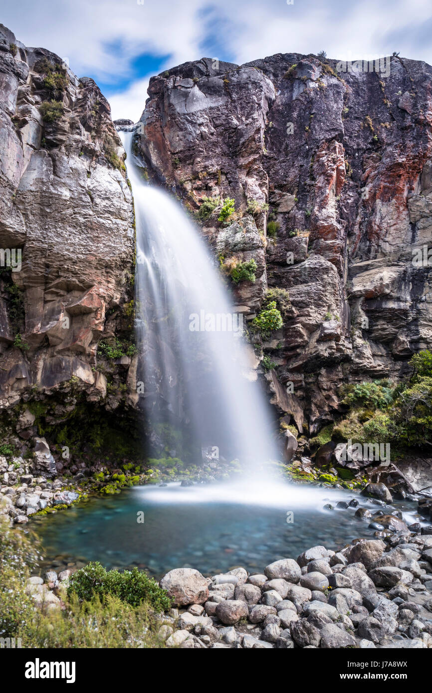 La NOUVELLE ZELANDE, Ruapehu, Tongariro National Park, Taranaki Falls Banque D'Images