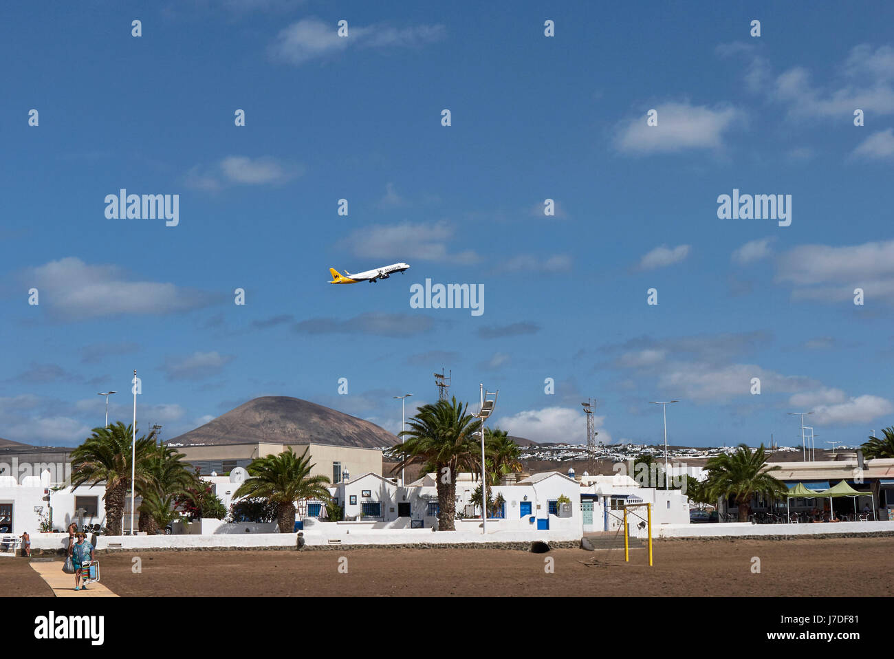 Avion en quittant l'île de Lanzarote Banque D'Images