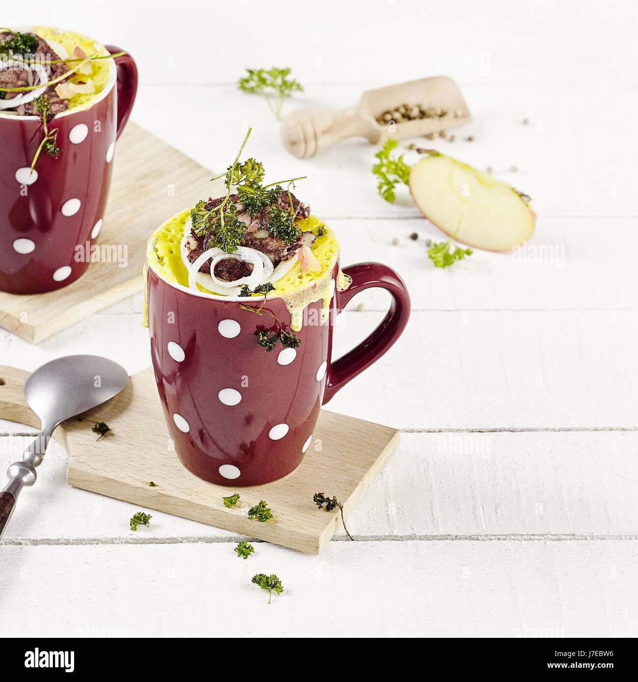 Gâteaux Mug 'Himmel und Erde" (micro-ondes) Banque D'Images