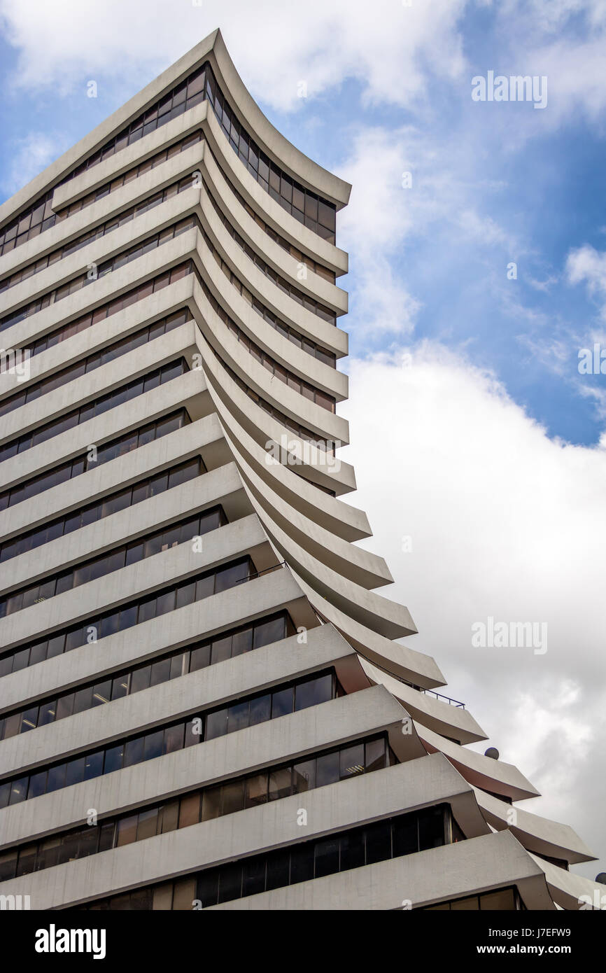 Bâtiment moderne au centre-ville de Bogota - Bogota, Colombie Banque D'Images