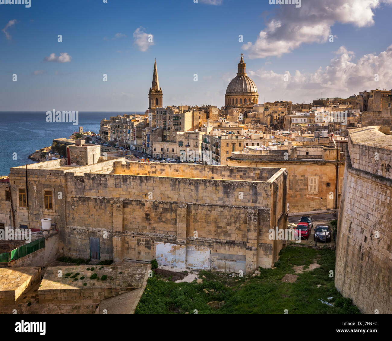 Les toits de la capitale maltaise La Valette, Malte Banque D'Images