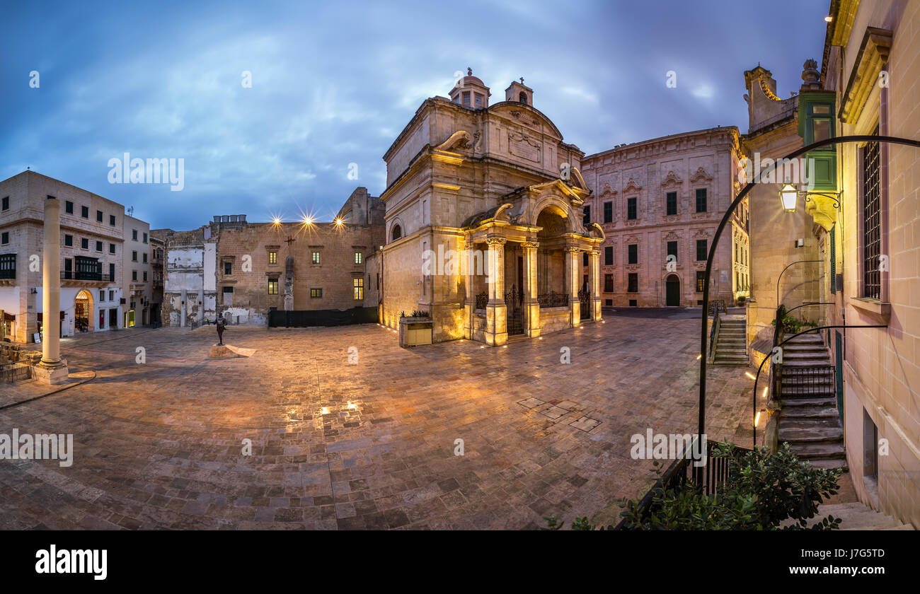 Sainte Catherine de Panorama Italie église et Jean Vallette Pjazza le matin, Vallette, Malte Banque D'Images