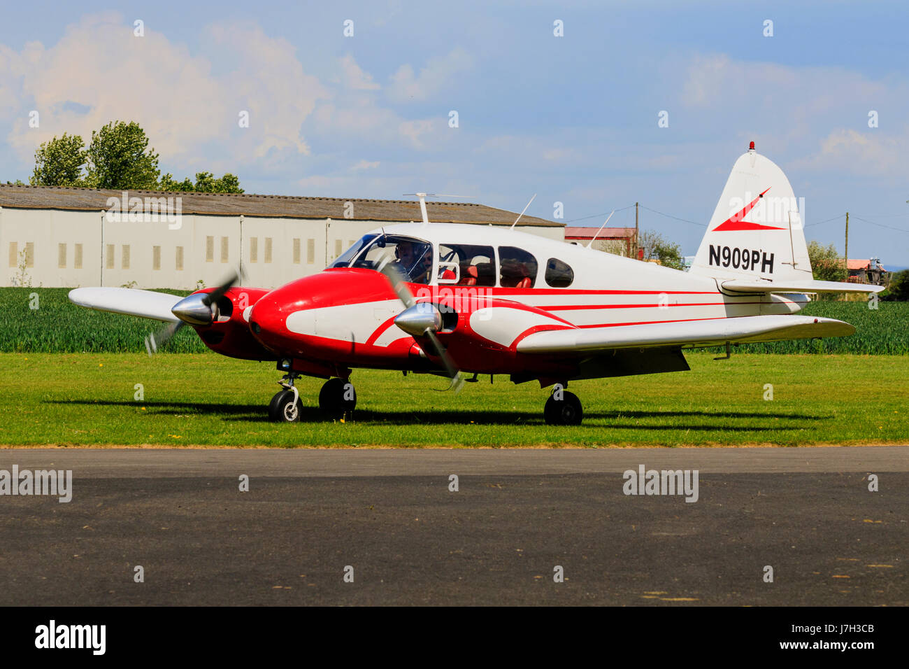 Piper Pa 23 Apache Banque D Image Et Photos Alamy