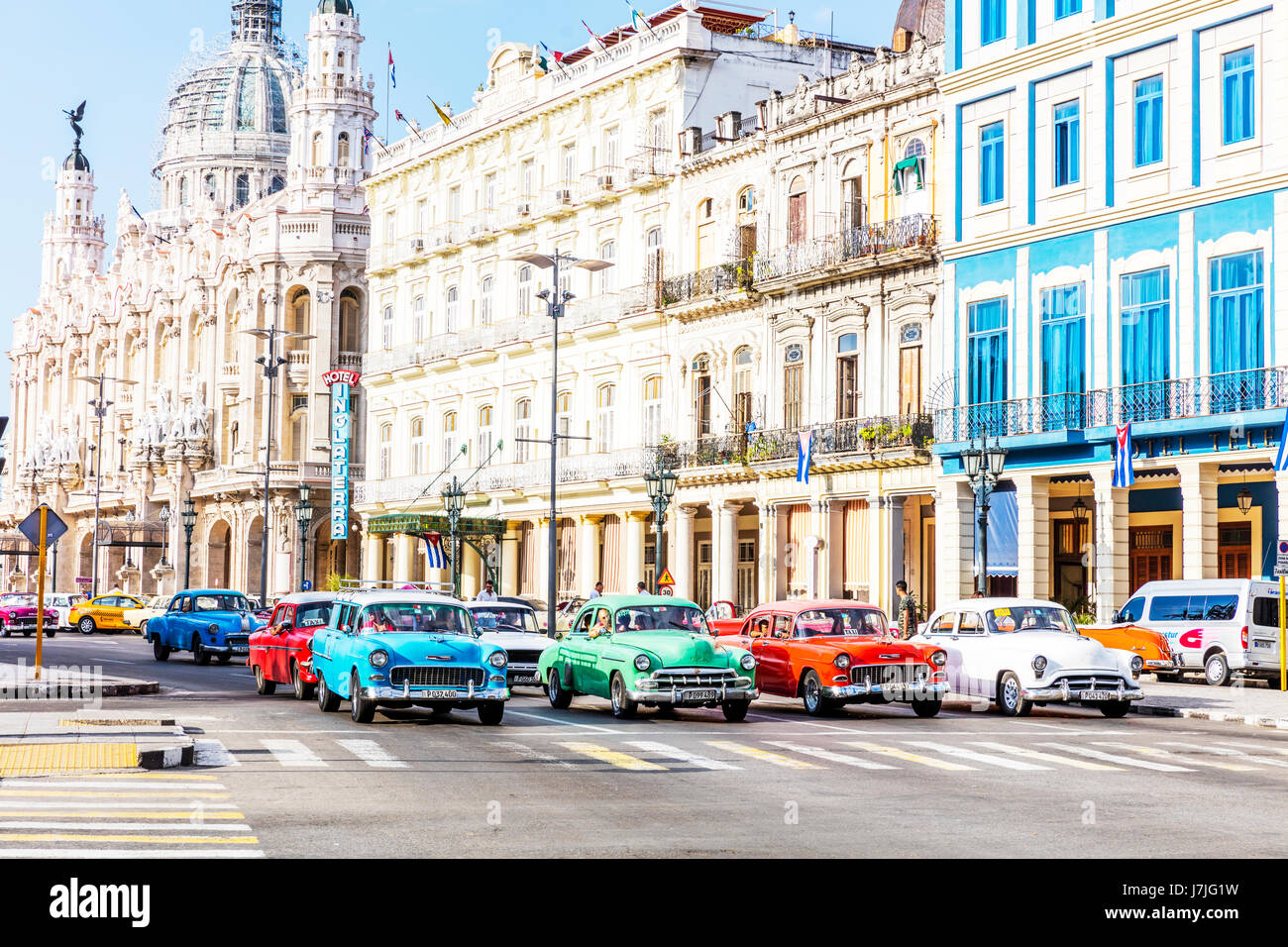 Cuba La Havane Cuba La Havane, location de voitures, les voitures à La Havane, Cuba La Havane, La Havane, Cuba voitures, voitures cubaines, la vieille Havane, La Havane, Cuba, Parque central Banque D'Images