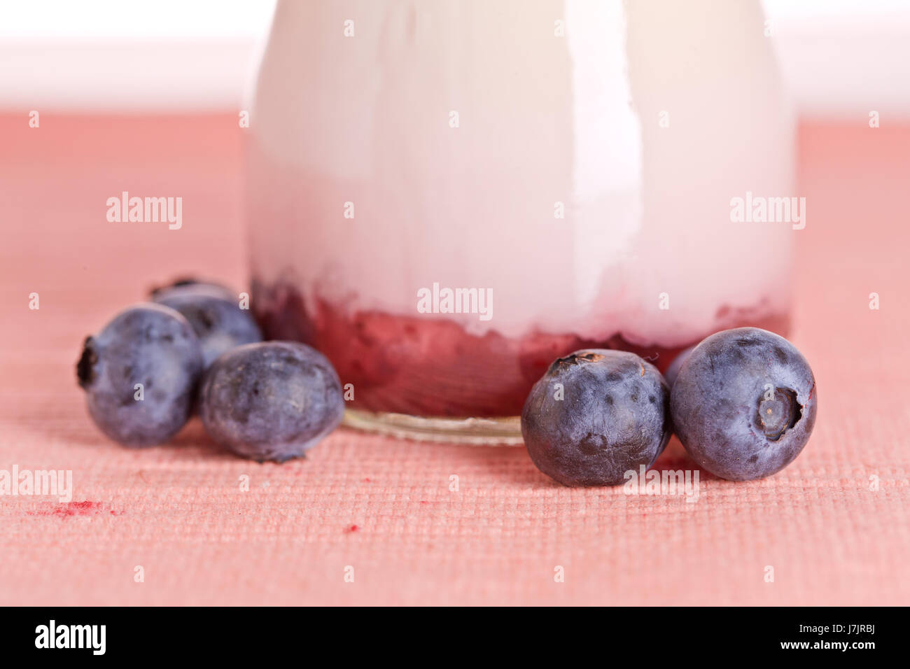 Calice en verre Tumbler food aliment Vitamines Vitamines rafraîchissement doux Banque D'Images