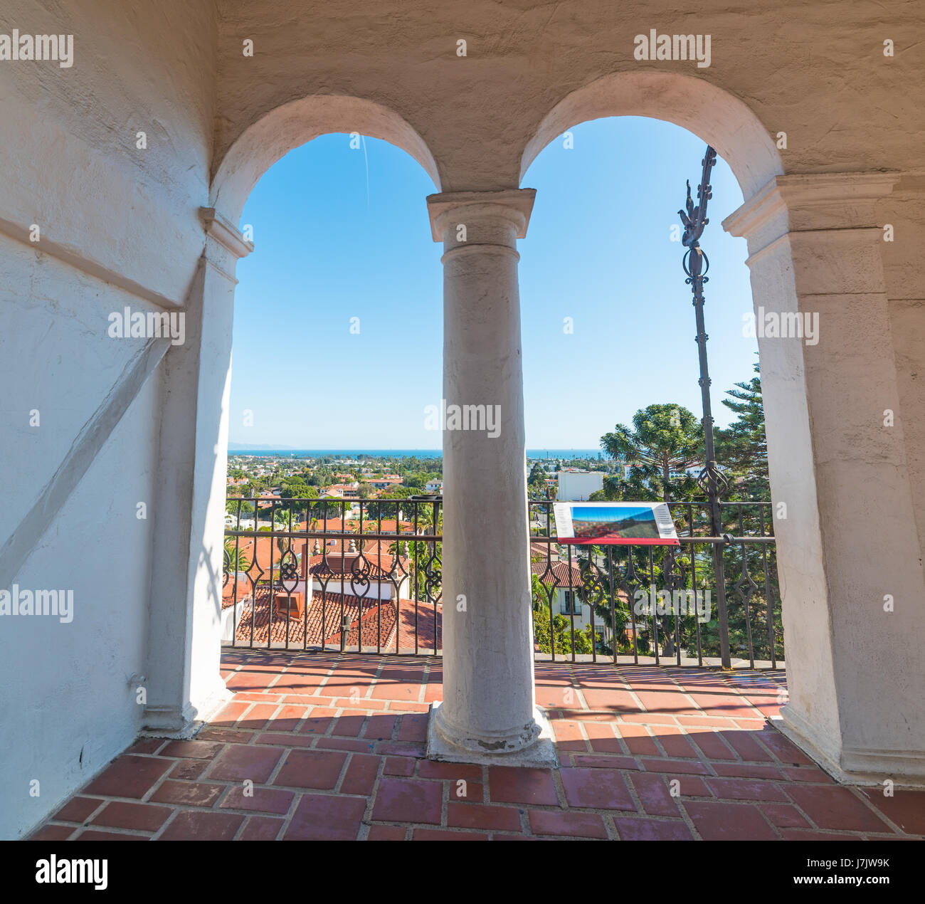 Arches à Santa Barbara, Californie Banque D'Images