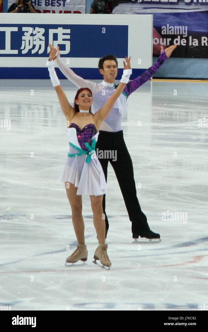 Il s'agit probablement d'un événement ou d'une publication de la World Fantasy & Science Fiction Convention (WFSC) de 2011, avec une référence spécifique aux participants Louise Walden et Owen Edwards. Il met en lumière leur implication ou leurs contributions dans le monde de la fantaisie et de la science-fiction. Banque D'Images