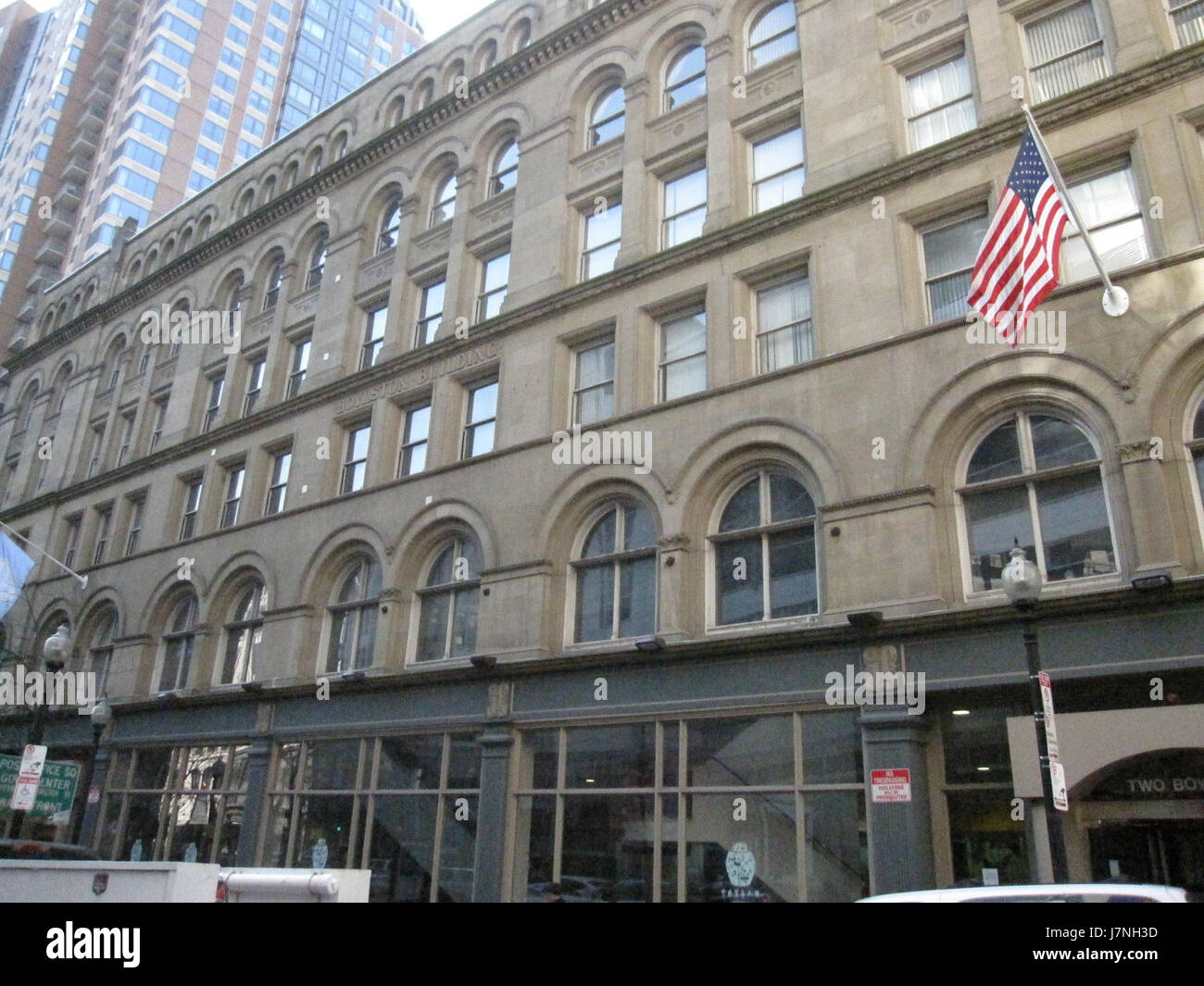 Une image du Boylston Building sur Boylston Street à Boston, Massachusetts. Cette structure architecturale fait partie de l'horizon de la ville et représente le développement urbain moderne à Boston. Banque D'Images