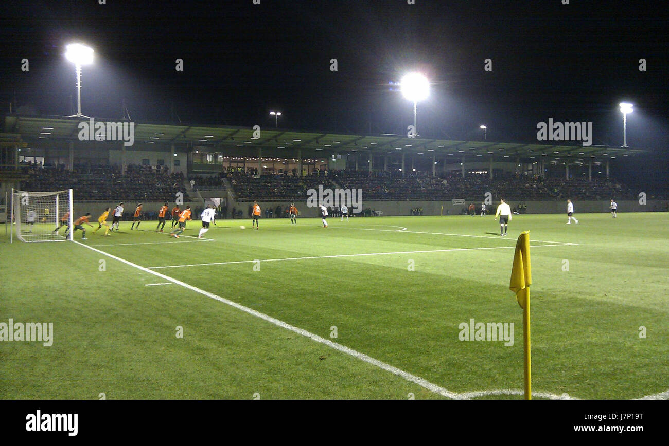 Cette image représente un moment capturé le 13 novembre 2012, éventuellement associé à un événement, un lieu ou un projet nommé SVR SVW, marquant la signification de la date et du contexte. Banque D'Images