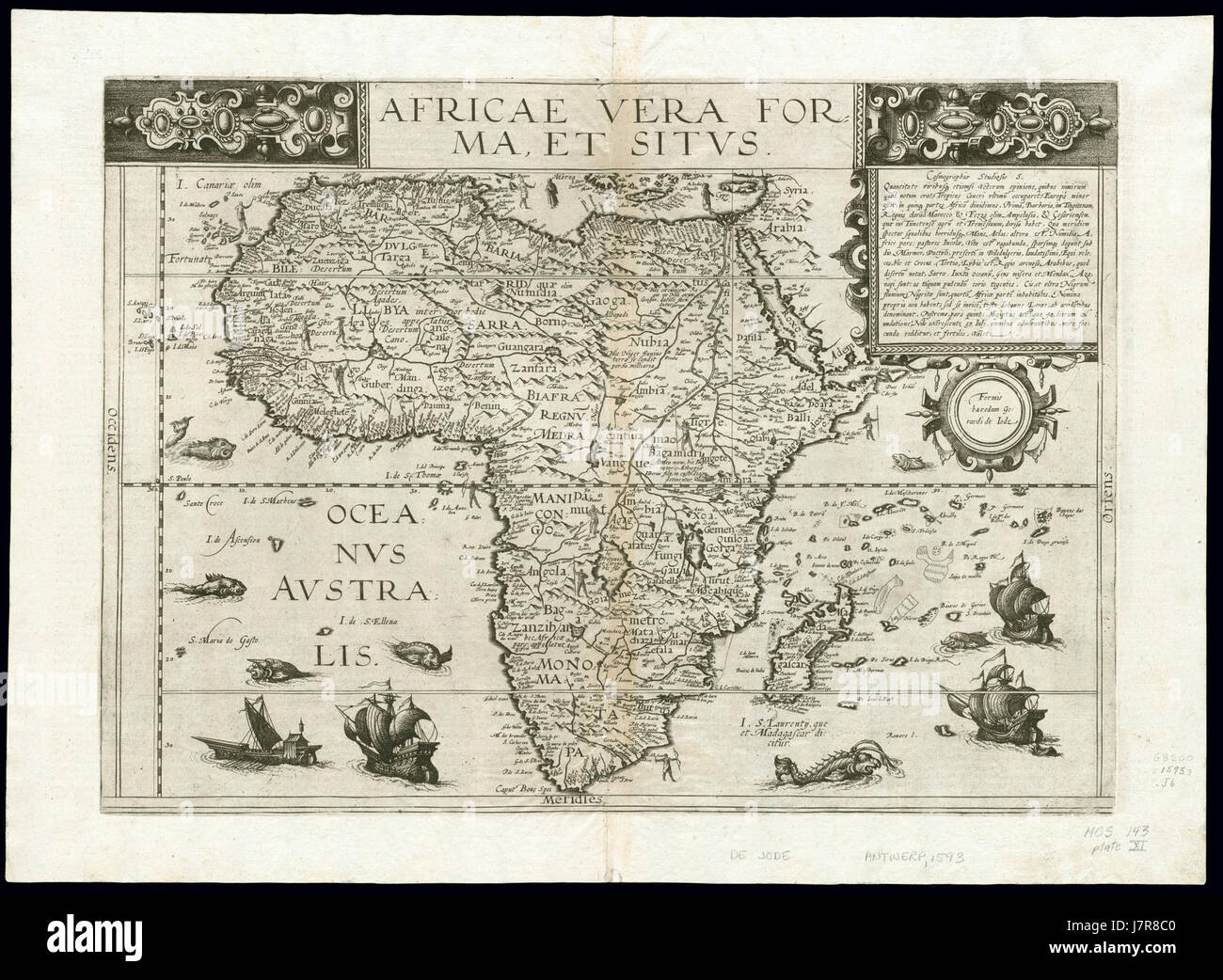 Africa 1593 de Gérard de Jode est une carte antique illustrant la géographie et les monuments de continentâ à la fin du XVIe siècle. Cette carte offre un instantané des premières explorations et cartographies européennes de l'Afrique. Banque D'Images