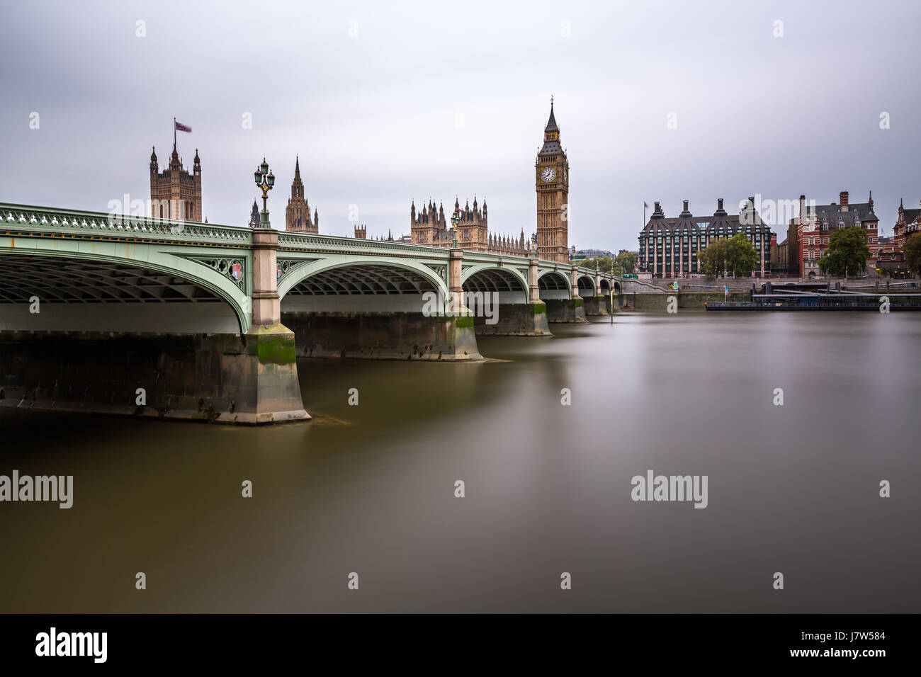 Le pont de Westminster et la Tour de la reine Elizabeth dans la matinée, Londres, Royaume-Uni Banque D'Images