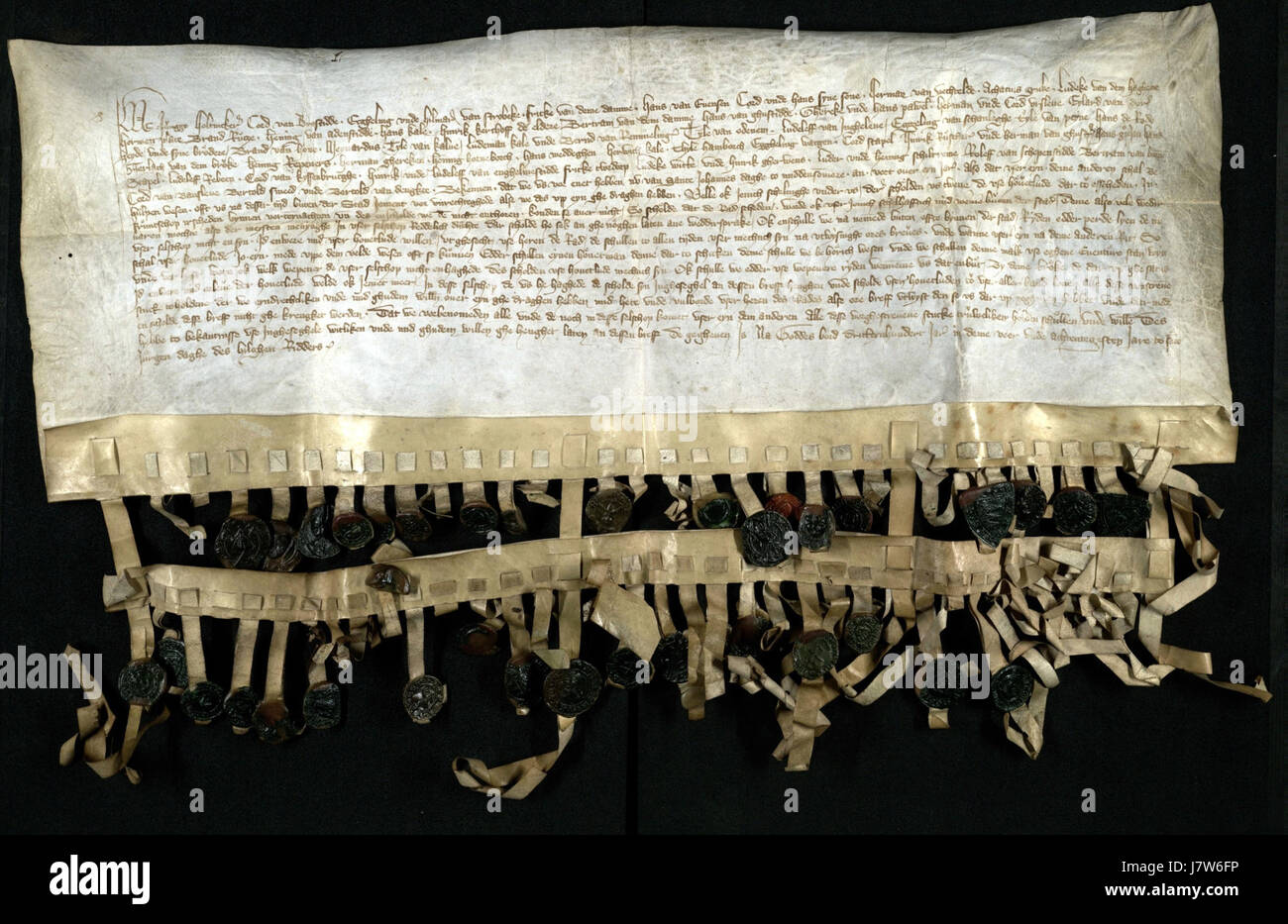 Le Braunschweig Lilienvente Gruendungsurkunde fait référence à un document fondateur du 23 avril 1384, lié à Braunschweig, en Allemagne. Le document peut contenir des informations juridiques ou historiques concernant la création de la ville ou un événement spécifique lié à sa fondation. Banque D'Images