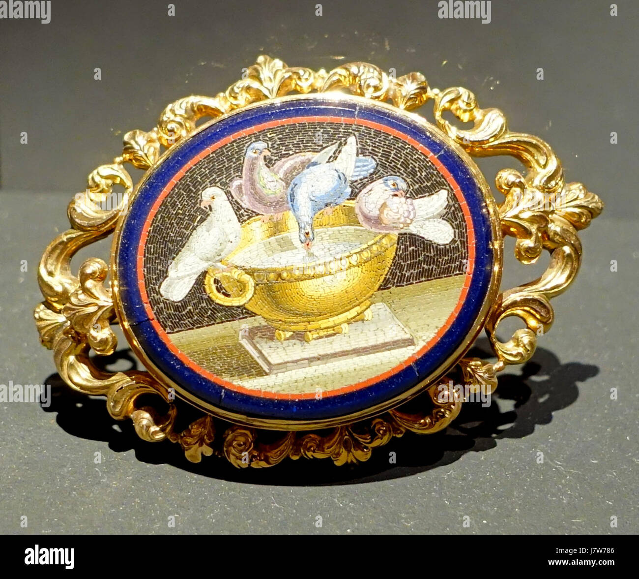 Broche Vintage Dorée | Plaqué Or De Tolède | Bijou Ancien Pour Femme