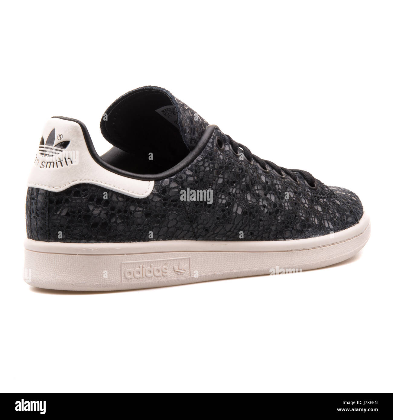 Stan smith sneaker Banque de photographies et d'images à haute résolution -  Alamy