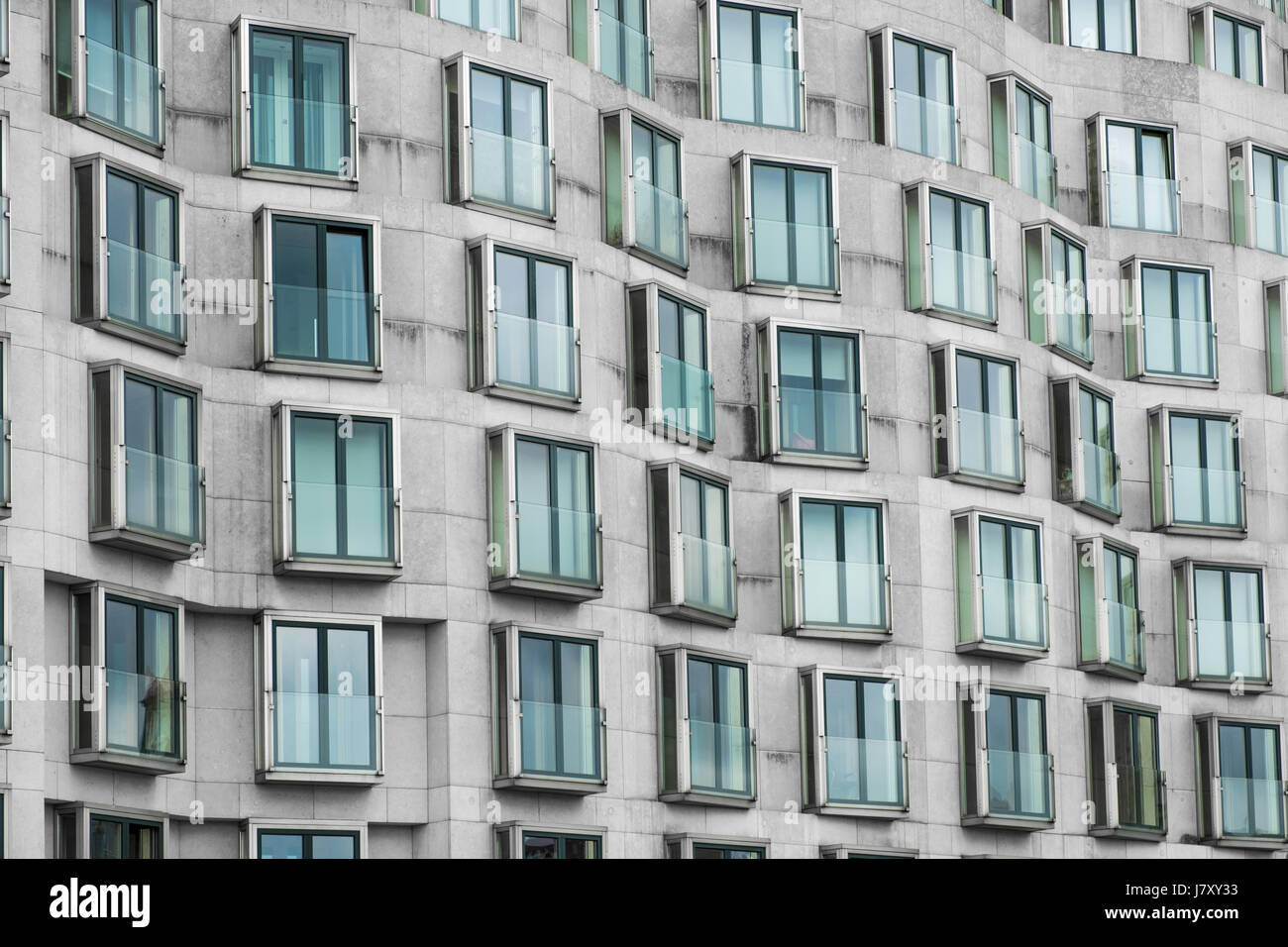 La façade de l'immeuble funky - architecture moderne exterior Banque D'Images
