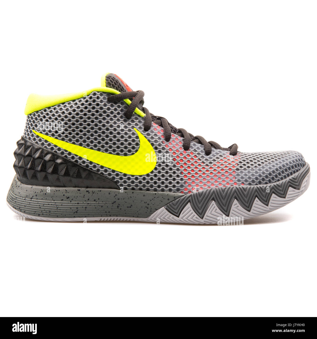 nike kyrie 1 gris