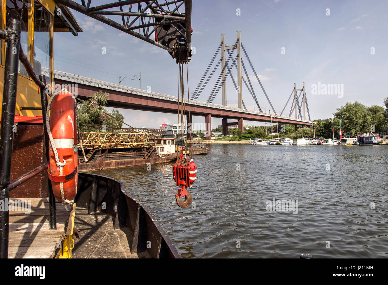 Belgrade, Serbie - Davit grue sur la rive Banque D'Images