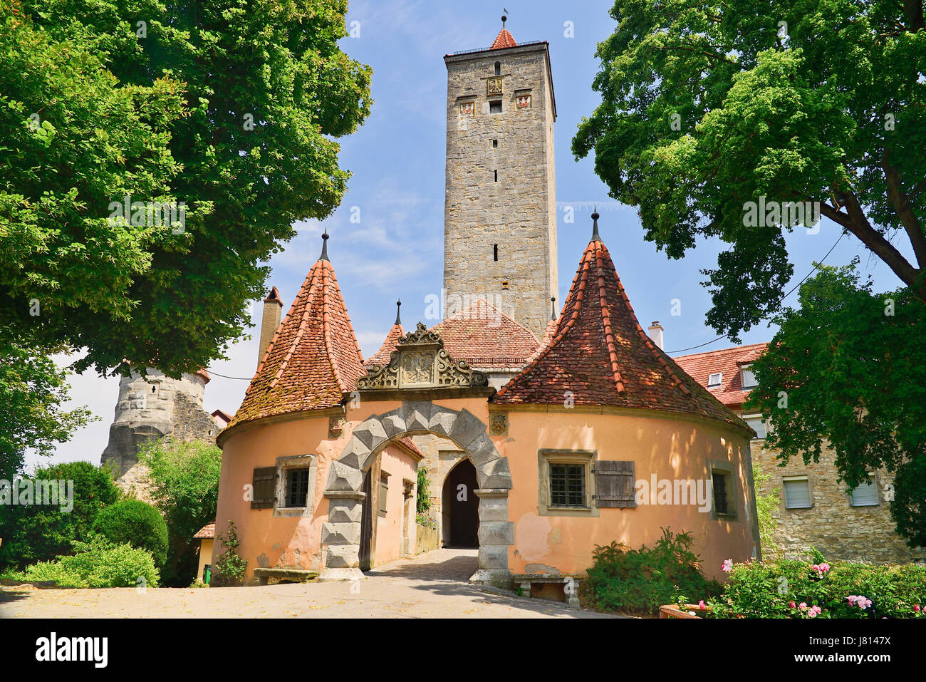 Allemagne, Bavière, Rothenburg ob der Tauber, porte du château et la tour. Banque D'Images