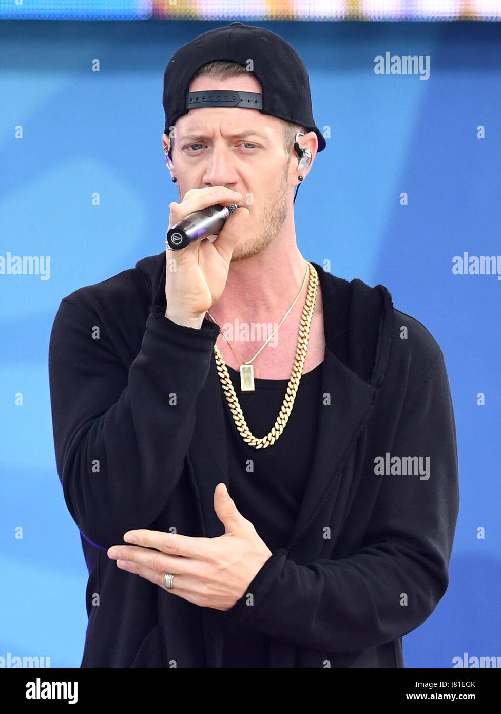 New York, NY, USA. 26 mai, 2017. Tyler Hubbard de Floride Géorgie Line effectuer au Rumsey Playfield de Central Park pour le Good Morning America 2017 Concert Series le 26 mai 2017 dans la ville de New York. Crédit : : John Palmer/media/Alamy Punch Live News Banque D'Images