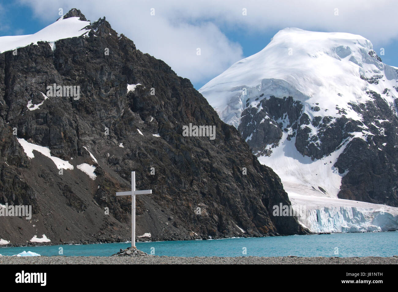 Se souvenir commémoratif monument voyage bleu montagne neige tourisme scientifique coca Banque D'Images