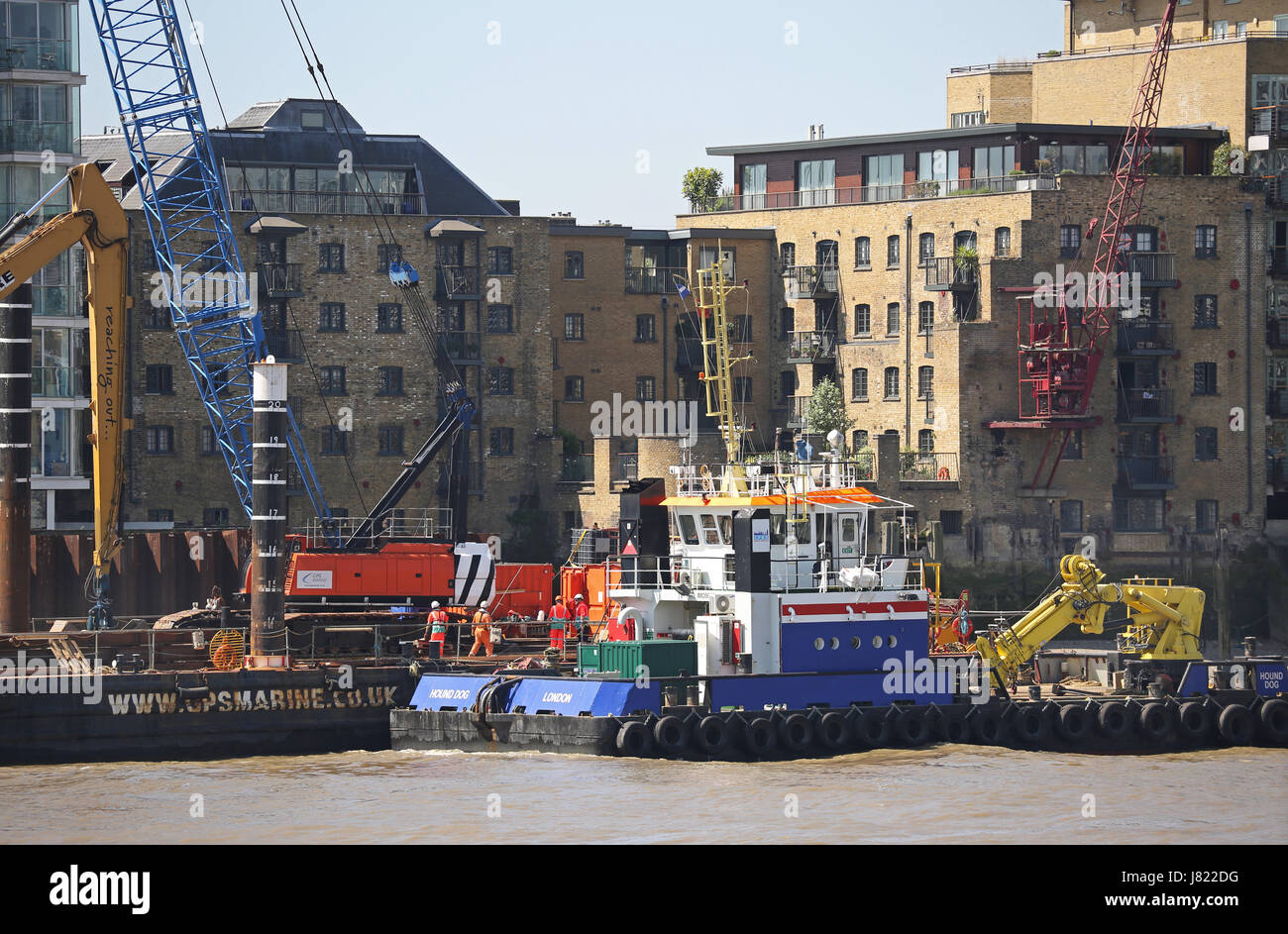 Les travaux de construction de Riverside Quai Chambres sur la Tamise à Bermondsey, Londres, Royaume-Uni. Partie de la Thames tunnel Tideway projet. Banque D'Images