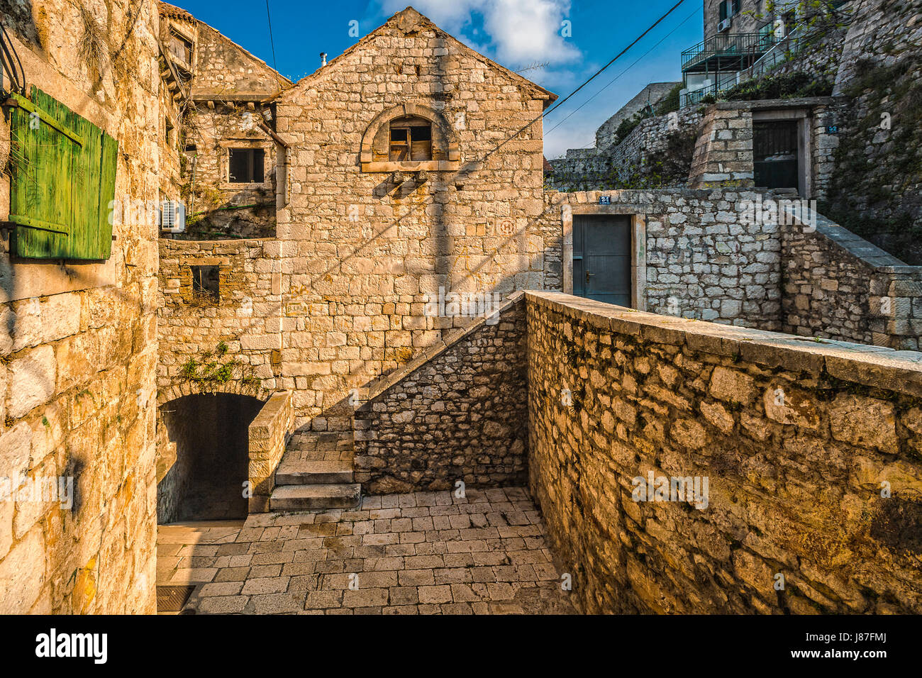 La Croatie Dalmatie Sibenik - Dolac - voir - enceinte médiévale Banque D'Images