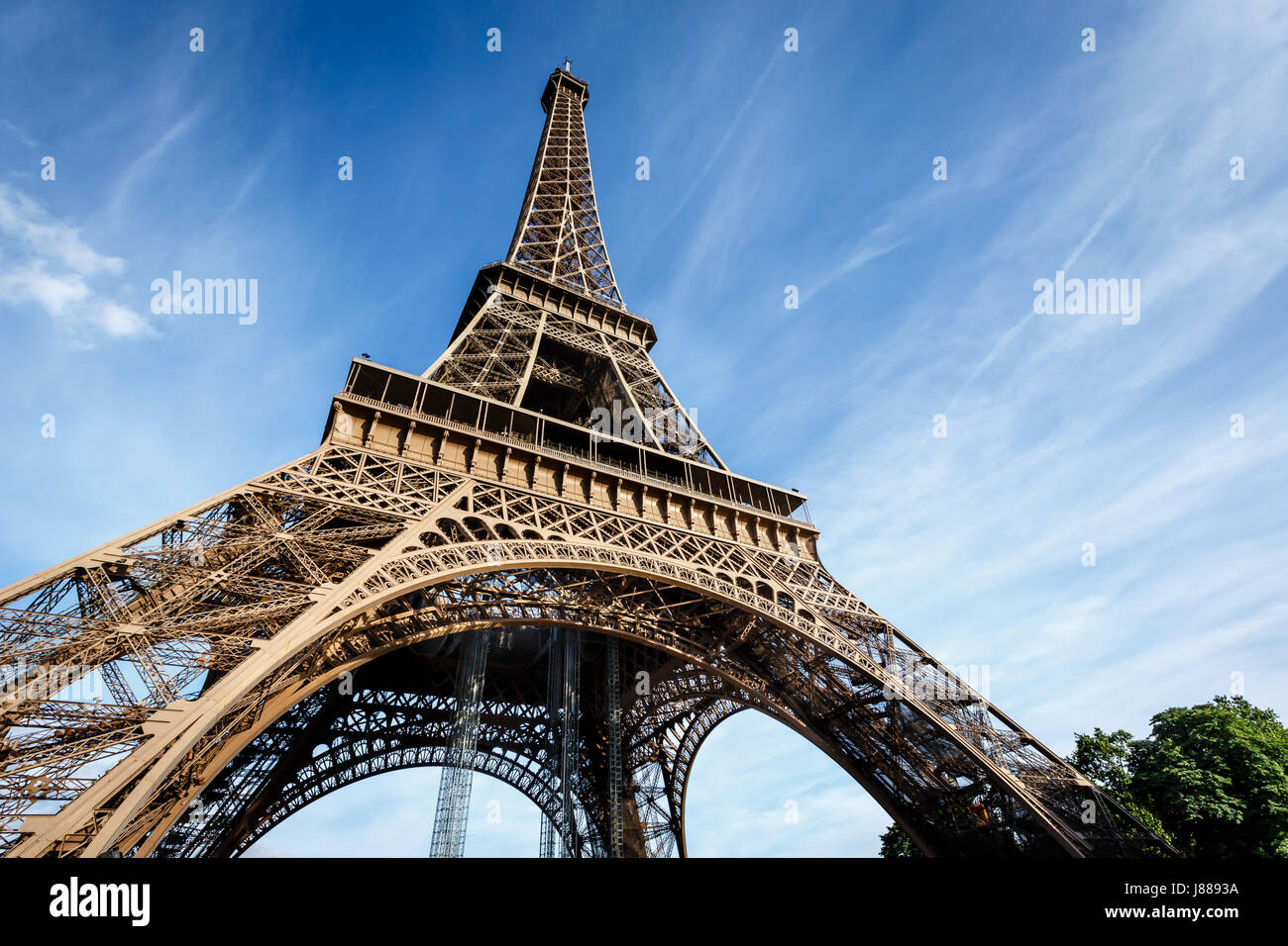 Paris vue de la Tour Eiffel - La terre est un jardin