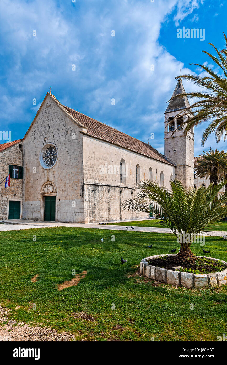 La Croatie Dalmatie Trogir ( Trau ) - Eglise et monastère de Saint Dominique Banque D'Images