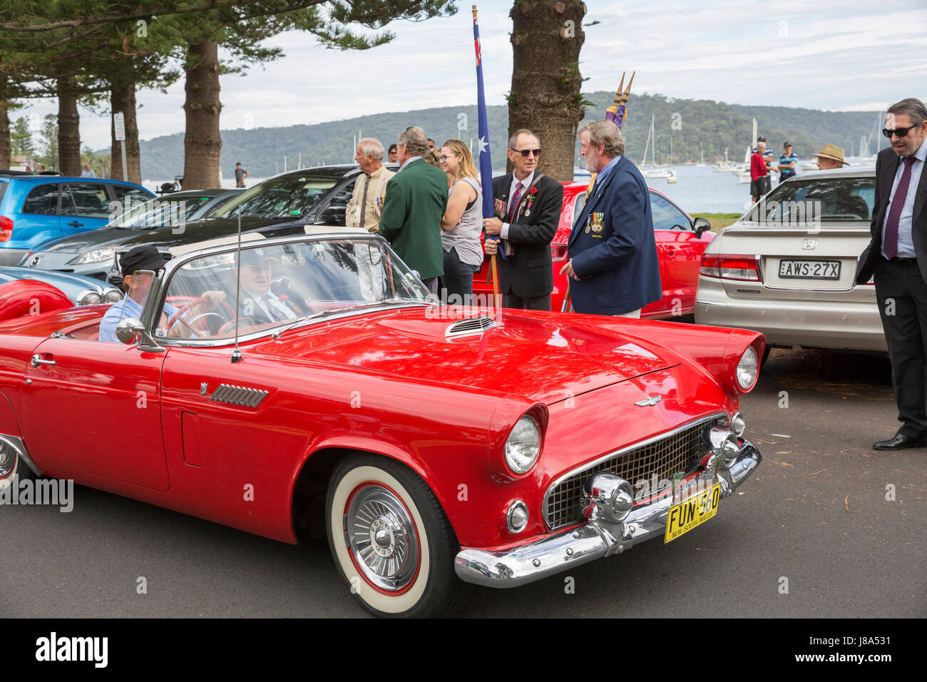 Mardi 25 avril 2017, Sydney, Australie. Palm Beach Club RSL est titulaire d'ANZAC day Service et marche en mémoire de ceux qui sont tombés dans la guerre. La journée mar Banque D'Images