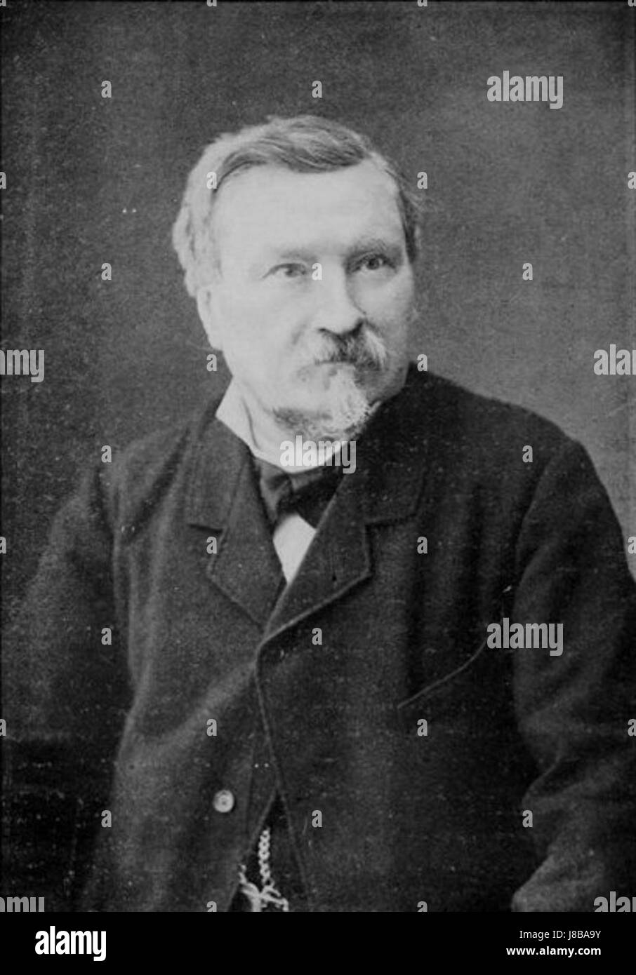 Gustave de Molinari était un économiste et théoricien politique français, connu pour ses travaux sur le libre marché, le libéralisme classique et la théorie économique. Banque D'Images