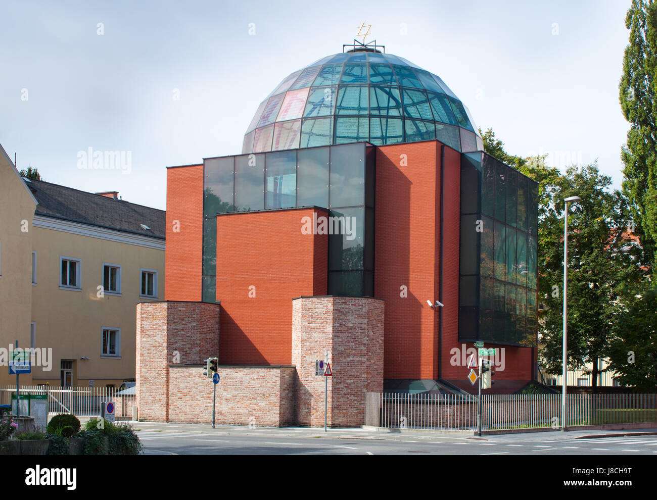 Les autrichiens, la judéité, le judaïsme, Styrie, synagogue, église, moderne, modernité, Banque D'Images