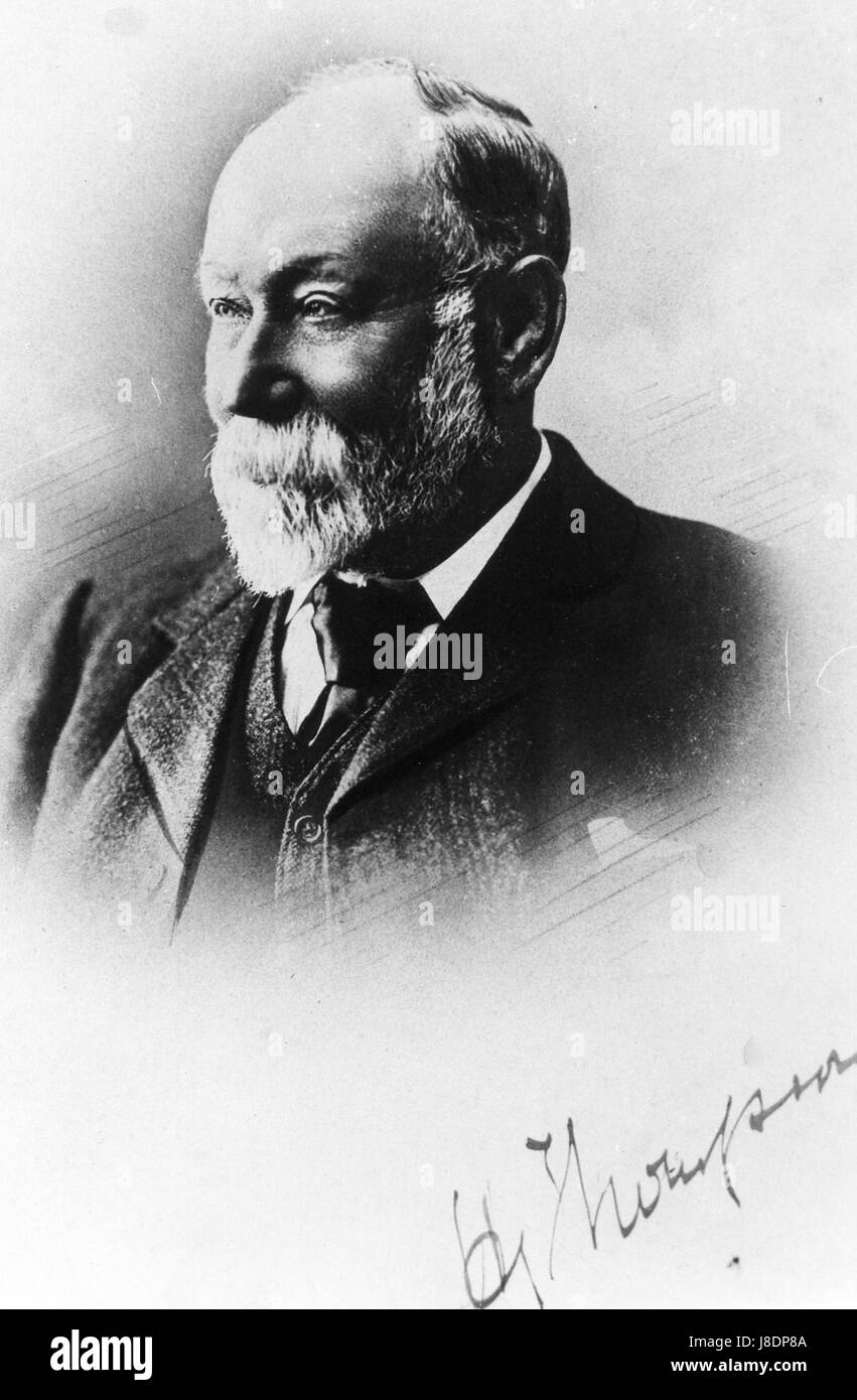 Henry Thompson MRCVS était un chirurgien vétérinaire distingué connu pour son travail en médecine animale. En tant que membre du Collège royal des chirurgiens vétérinaires, il a contribué de manière significative au domaine de la science vétérinaire, en se concentrant sur la santé animale et les pratiques chirurgicales. Banque D'Images