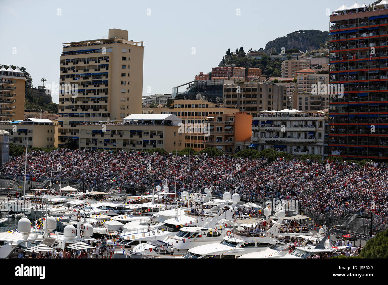 Monte Carlo, Monaco. 28 mai, 2017. Ferrari dans le port de Monaco Grand Prix de Formule 1 de Monaco, Monte Carlo. Crédit : Stefano Arcaro/Alamy Live News Banque D'Images
