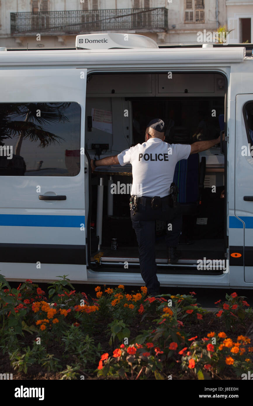 70 Cannes Film Festival, France, 2017, la fermeture, la police française, de la sécurité, Banque D'Images