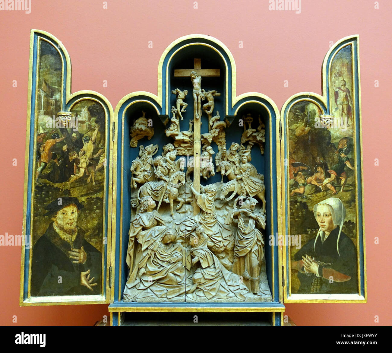 Retable domestique avec la Crucifixion et les donateurs, Utrecht, ch. Chêne, 1525 Musée Bode DSC03133 Banque D'Images