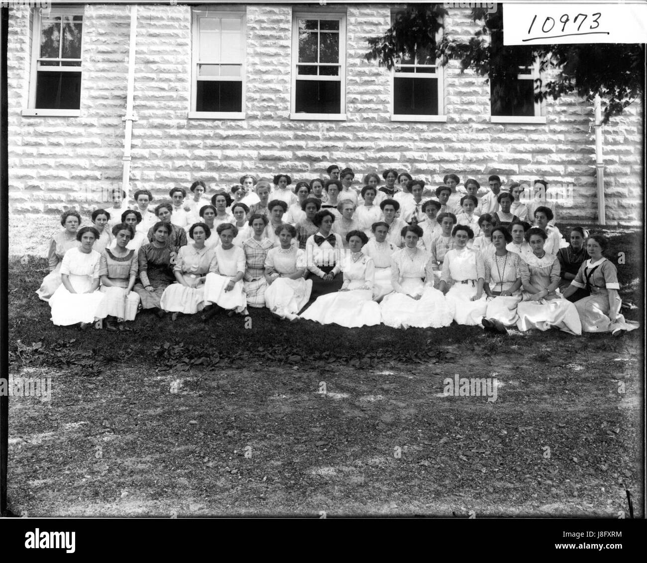 Mme Logan avec Ohio State Normal College Summer School group 1911 (3200511304) Banque D'Images