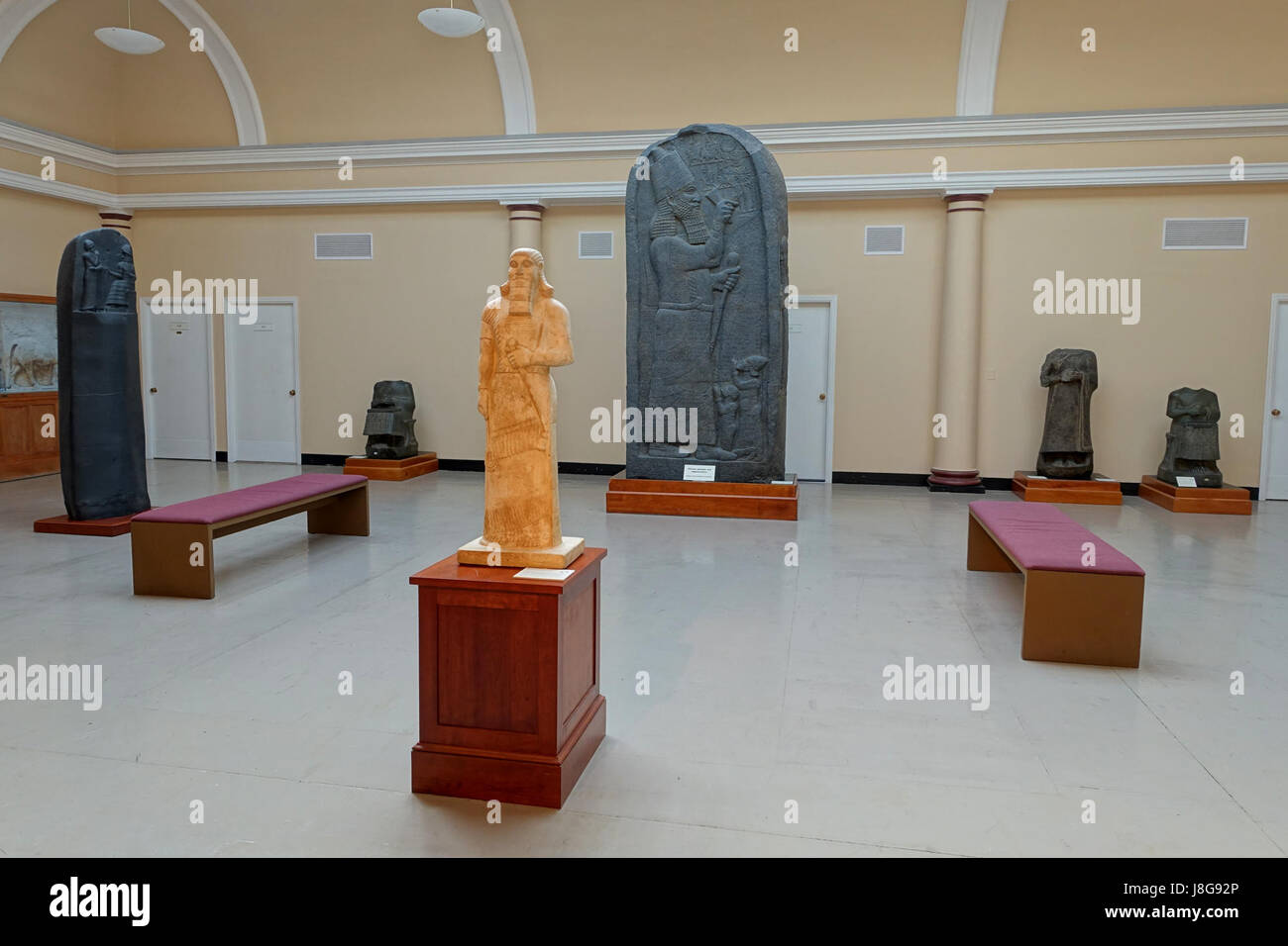 Le Harvard Semitic Museum à Cambridge, Massachusetts, abrite d'importantes collections liées aux cultures sémitiques et aux anciennes civilisations du proche-Orient. Il sert de centre de recherche et d'éducation en études sémitiques. Banque D'Images